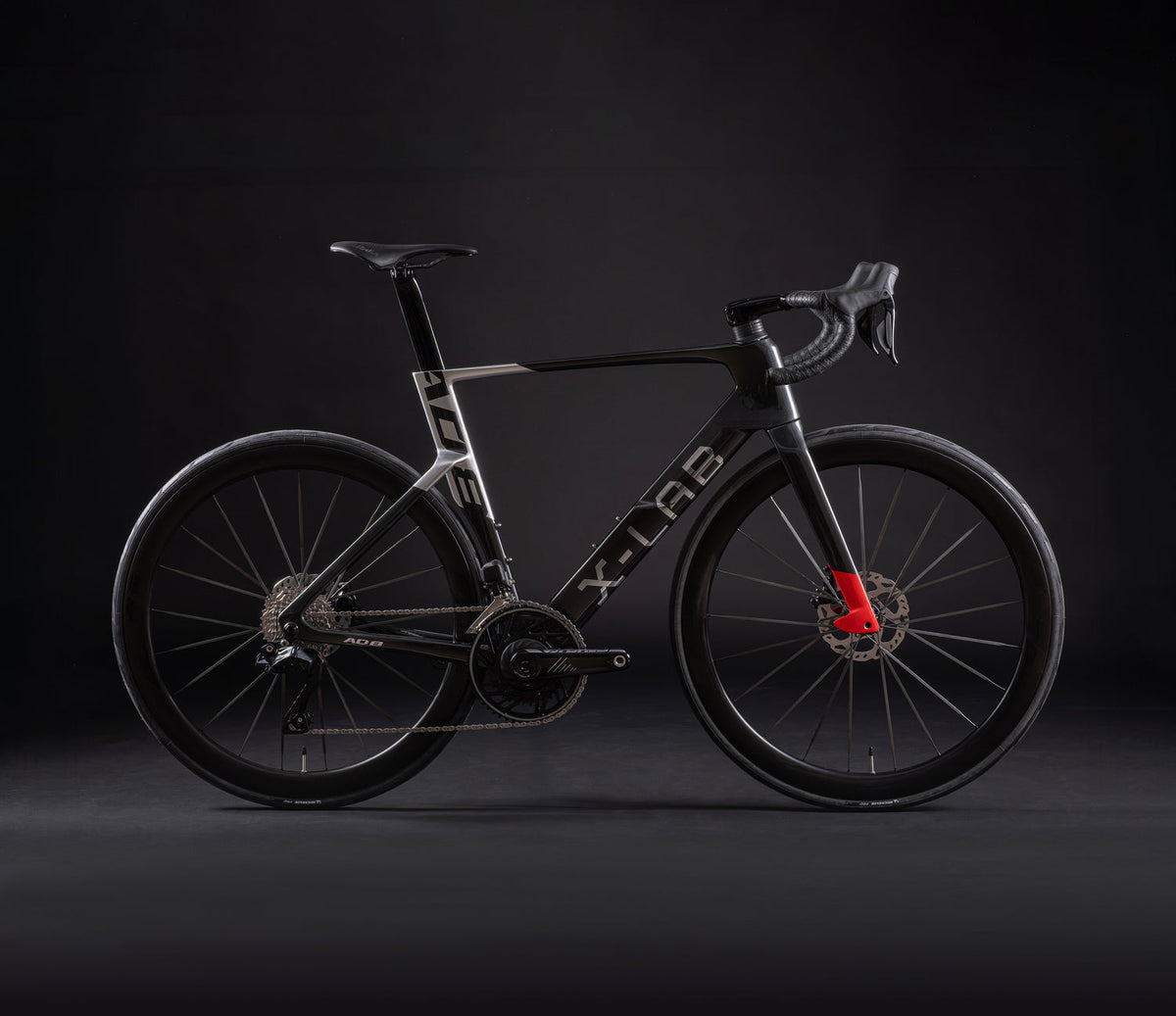 XDS X-LAB AD8 – Shimano 105 Di2 24-Speed Road Bike (C45UL Wheelset)