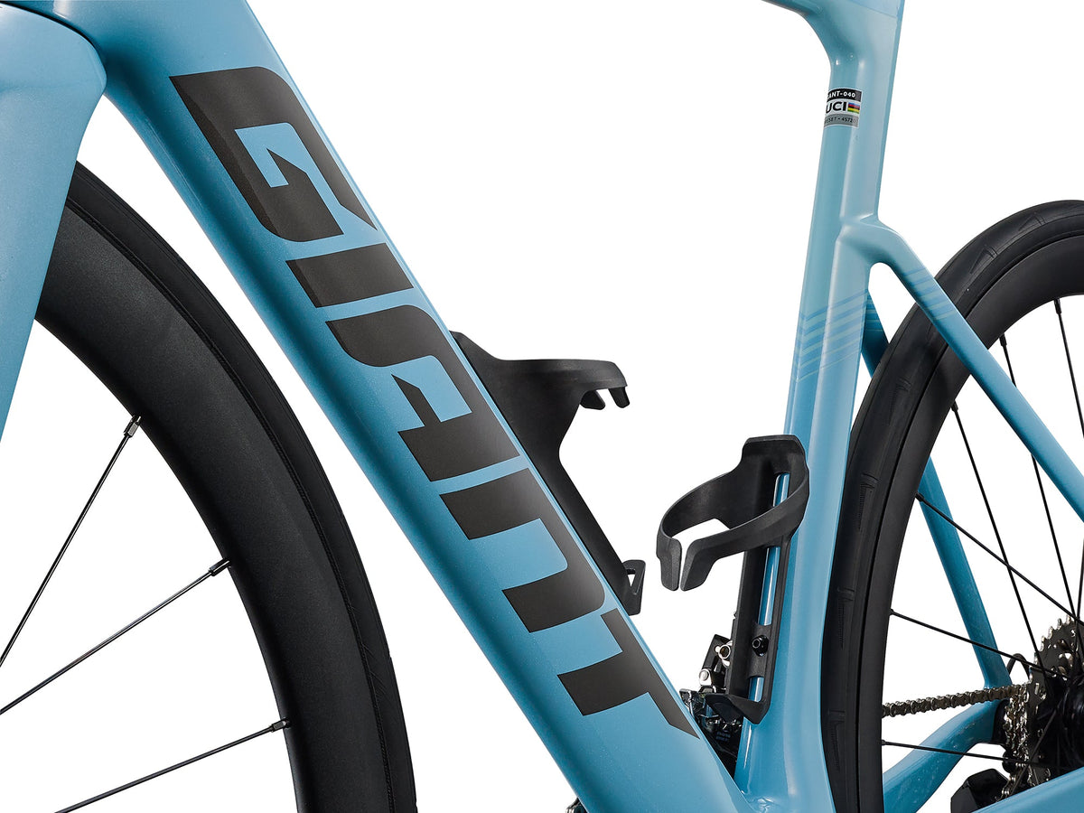 Giant 2027 Propel Advanced 2 – Shimano 105